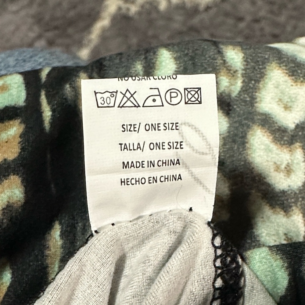 Soft Brushed Fabric Tie Dye Look Leggings - OS - Picture 10 of 10